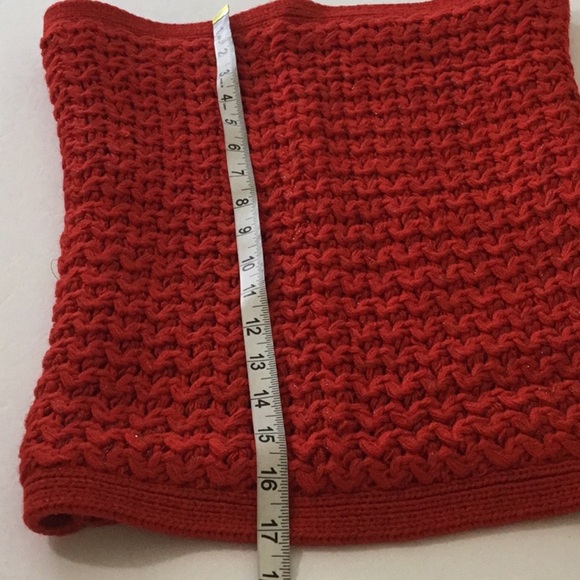 LOFT Chunky Red Knit Infinity Scarf NWT - Picture 4 of 5